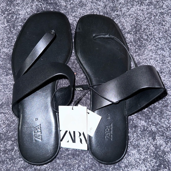 Black Thong Sandals - Picture 3 of 5